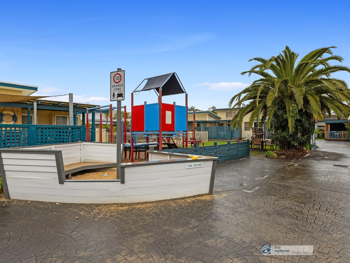 Additional image 12 of 2/2-4 Park St, Cowes VIC 3922