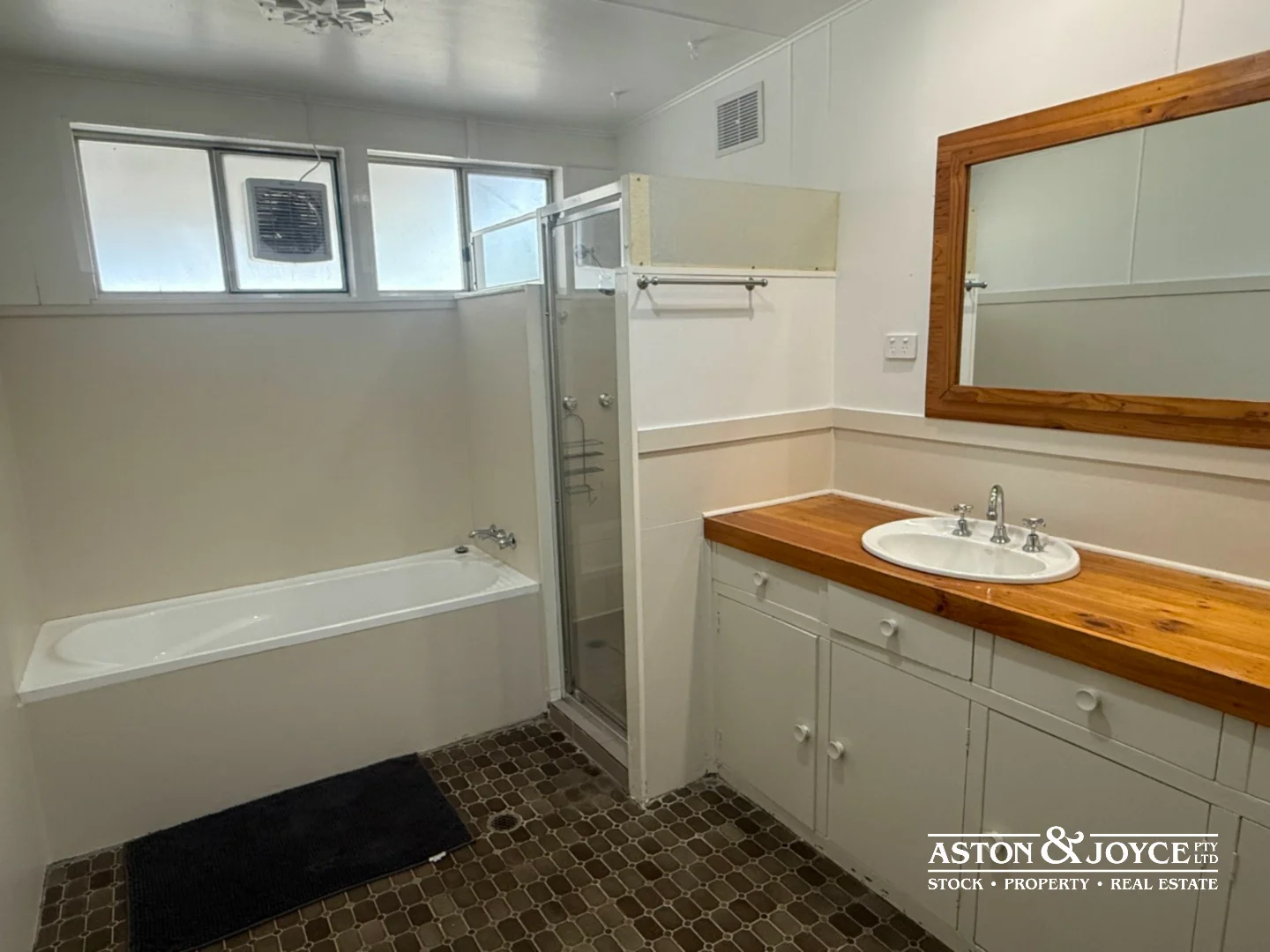 Additional image 3 of 8 West Street, Grenfell NSW 2810