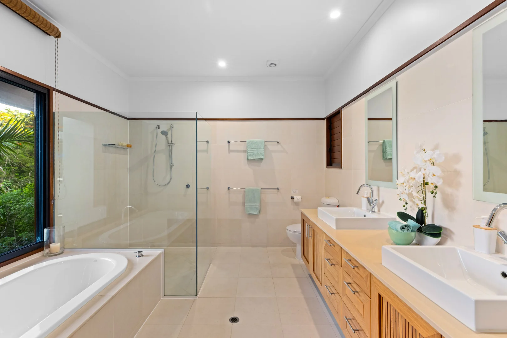 Additional image 24 of Iluka 6 Whitsunday Boulevard, Hamilton Island QLD 4803