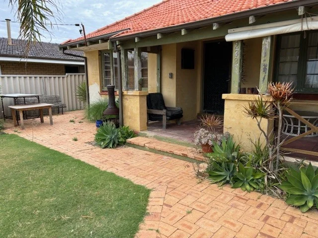 Additional image 2 of 233 Ocean Drive, Port Denison WA 6525