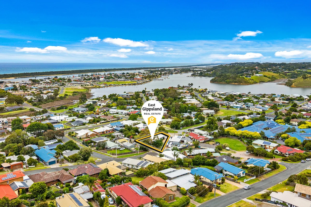 Additional image 32 of 8 Tanjil Grove, Lakes Entrance VIC 3909