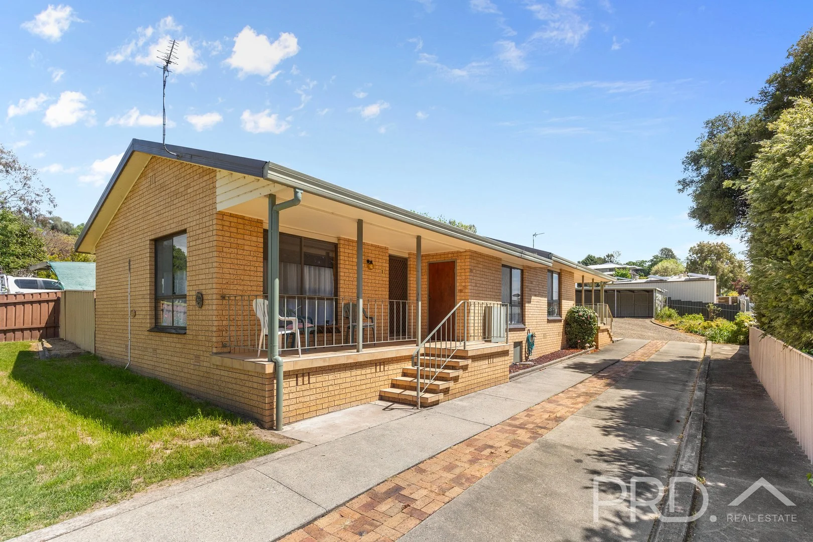 1-2/3 Anderson Place, Tumut NSW 2720