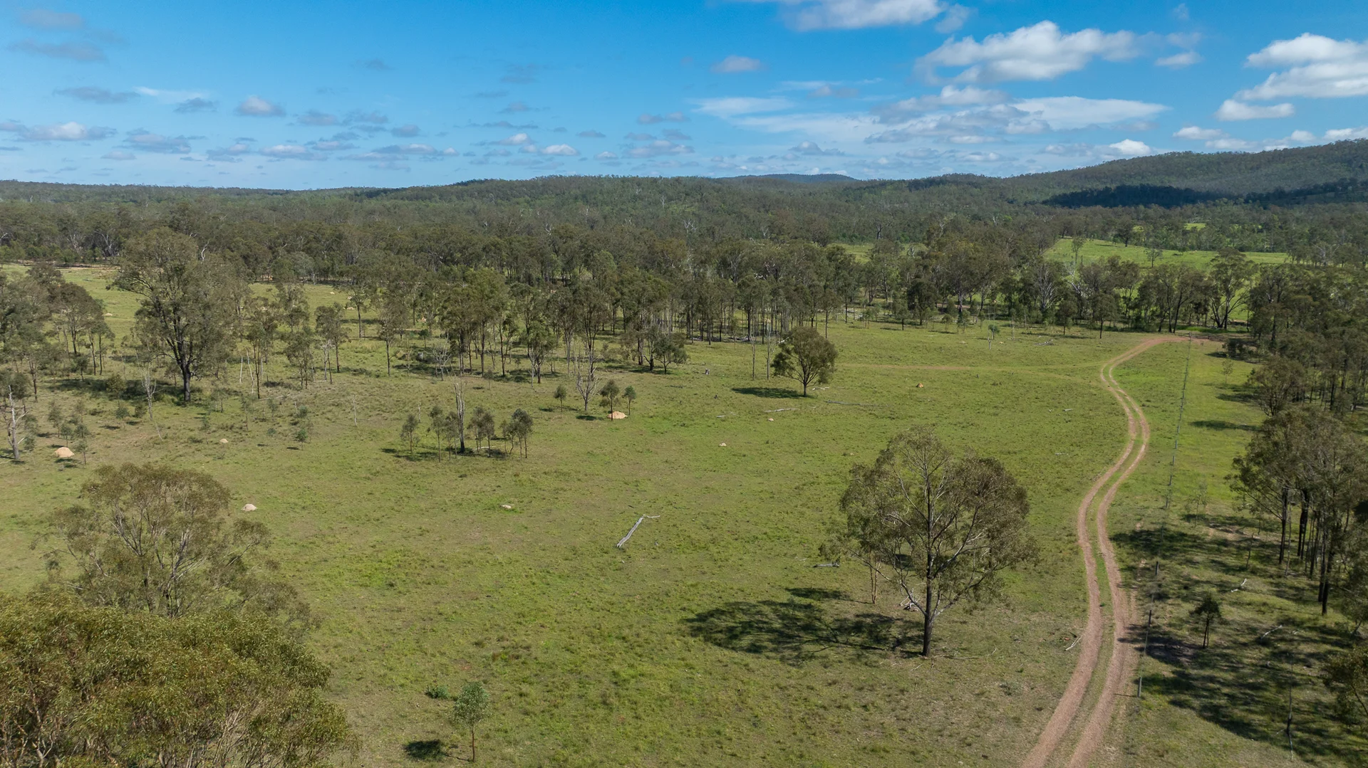 Additional image 5 of 'Hutton' 570 Hazeldene Road, Thanes Creek QLD 4370