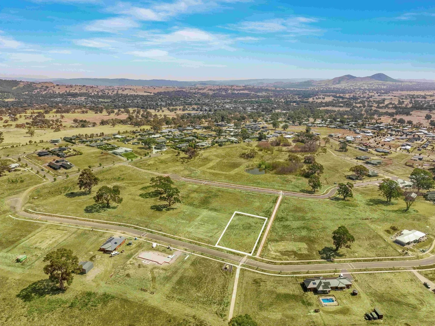 22 Greenslopes Avenue, Mansfield VIC 3722