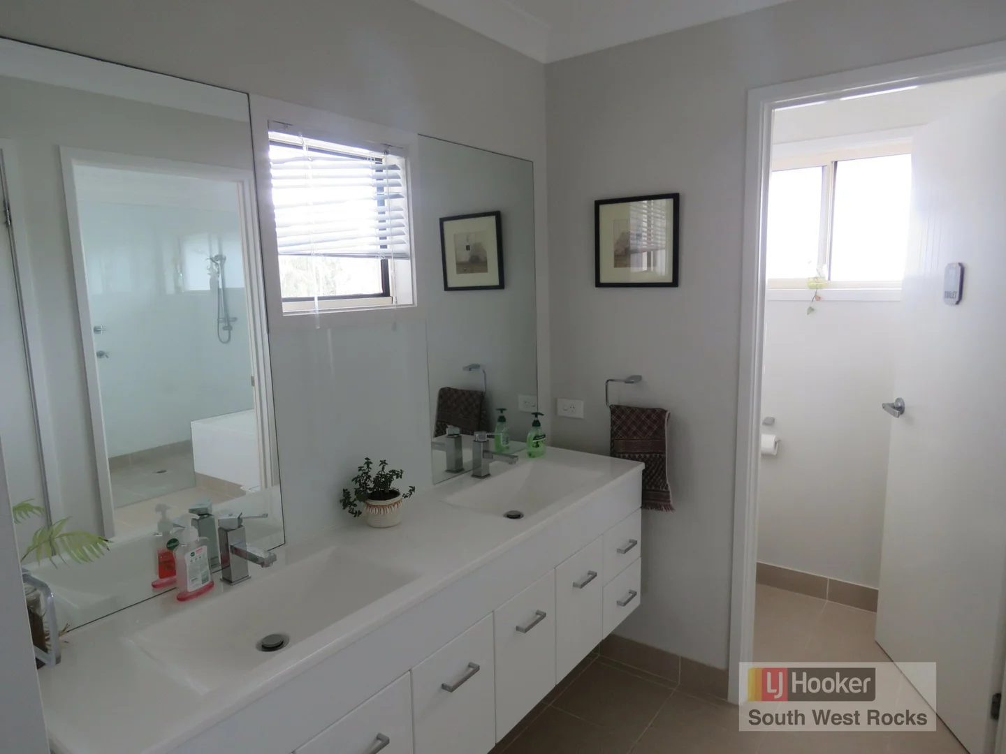 Additional image 15 of 4 Rosedale Avenue, South West Rocks NSW 2431