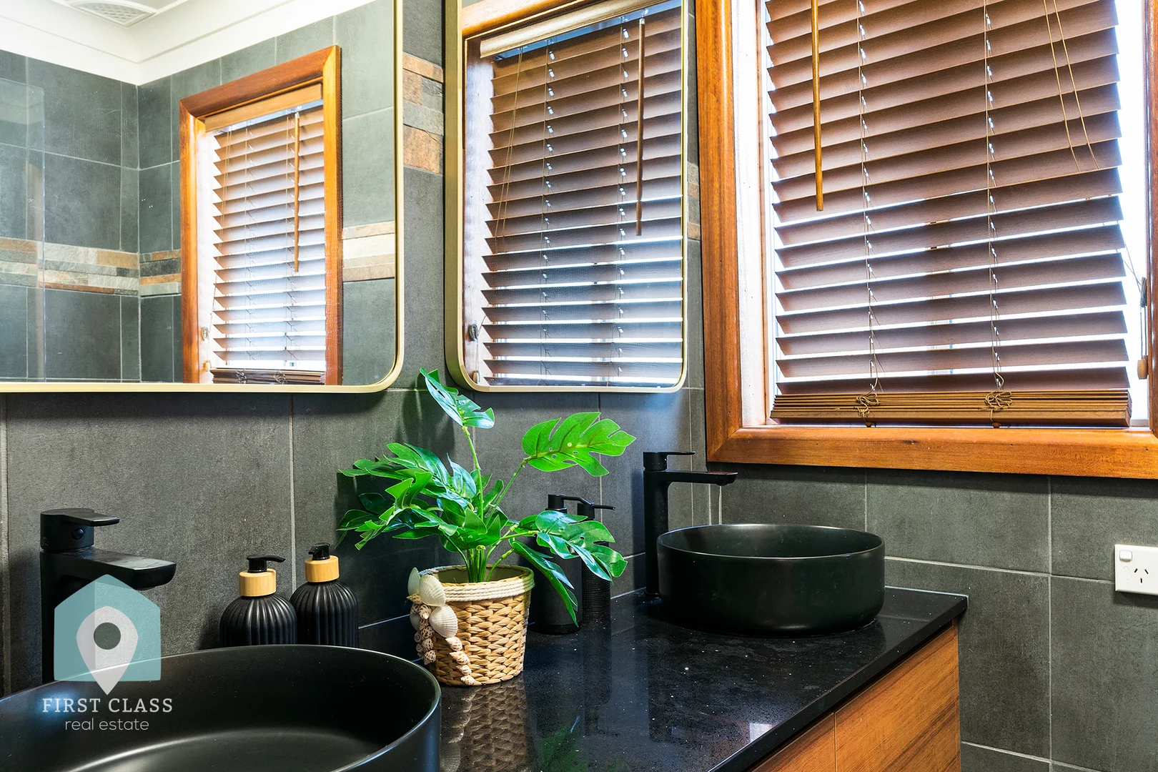 Additional image 13 of 3 Boatharbour Drive, Sussex Inlet NSW 2540