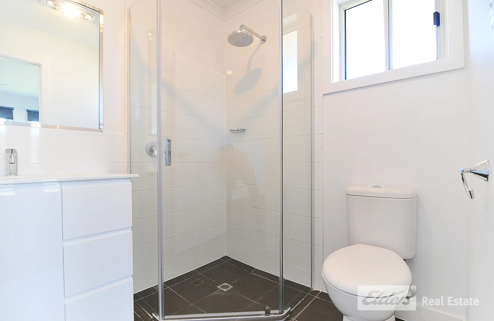 Additional image 24 of 18 Alexander Tolmer Way, Robe SA 5276