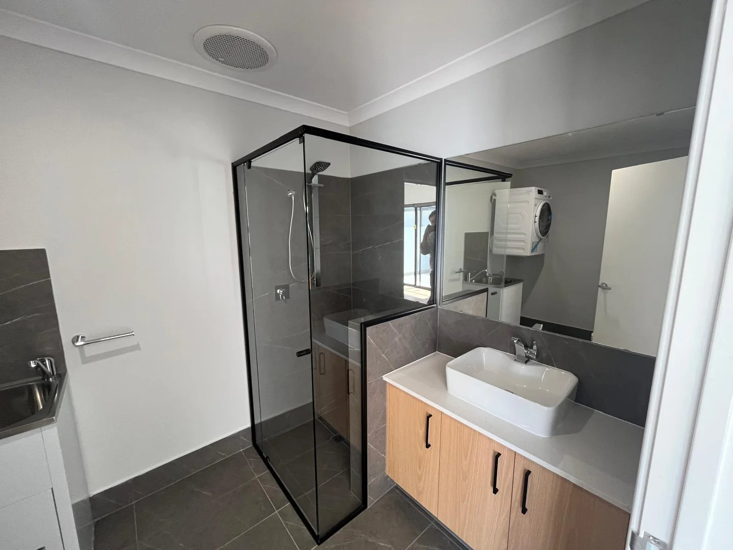 Additional image 7 of 8/101 Hamilton Street, Cannington WA 6107