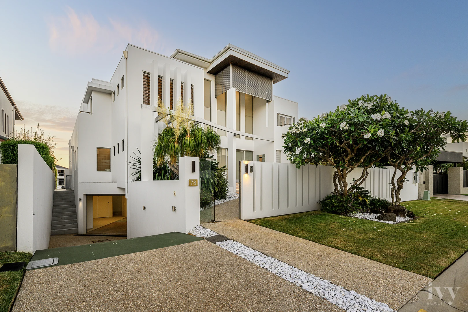 Additional image 2 of 78 Royal Albert Crescent, Sovereign Islands QLD 4216