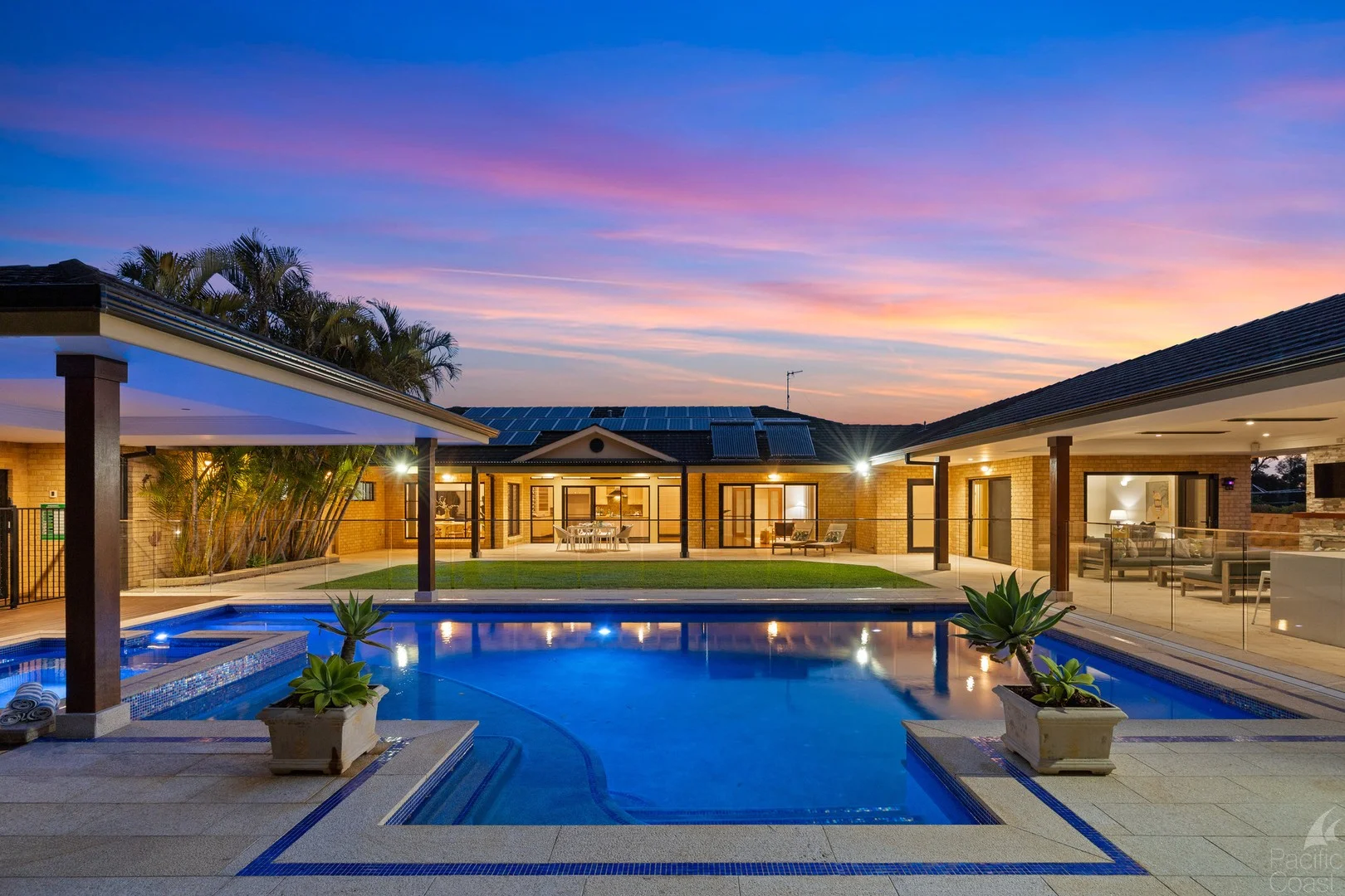 32 Panorama Crescent, Forster NSW 2428