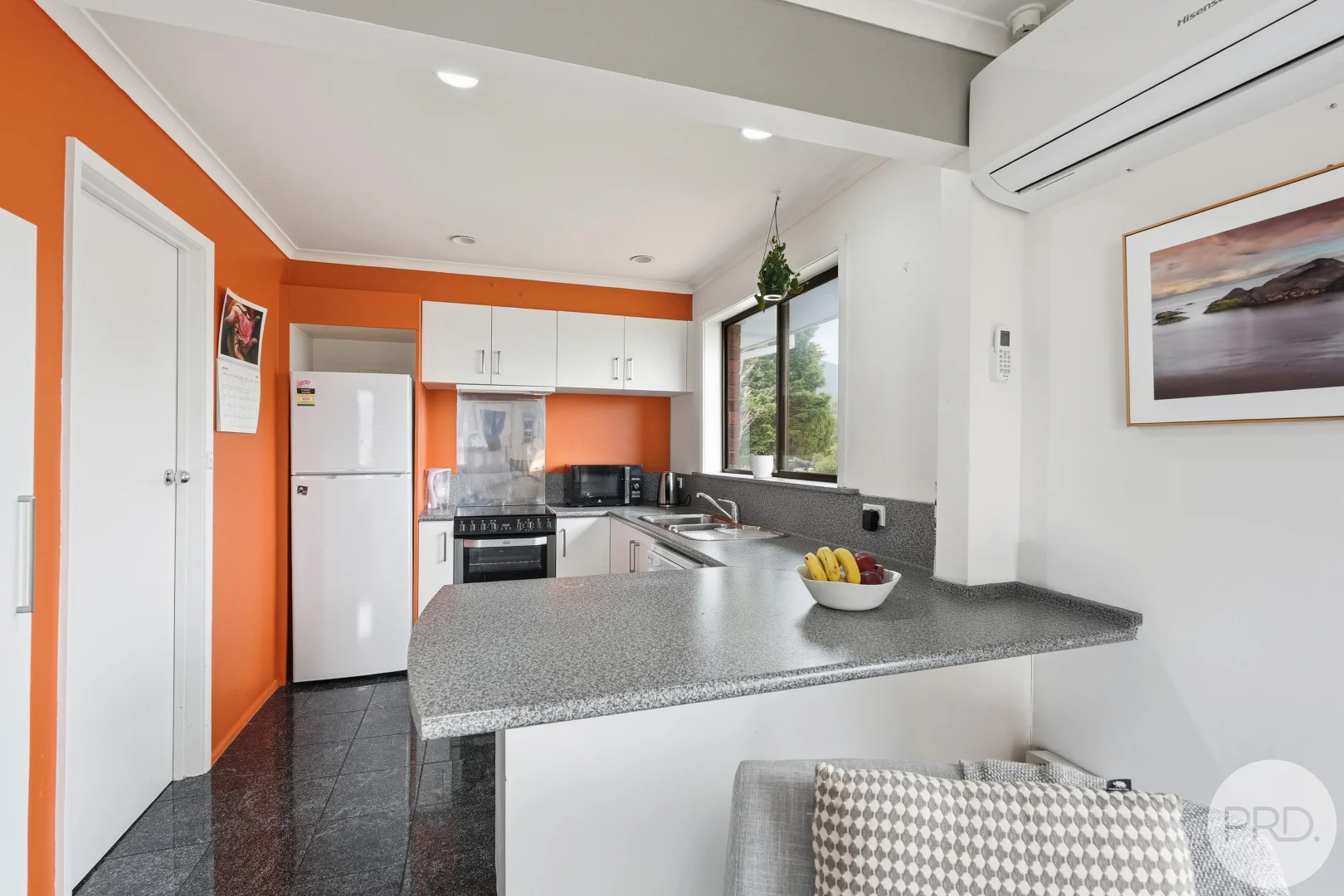 Additional image 9 of 2/8 Daylesford Road, Glenorchy TAS 7010