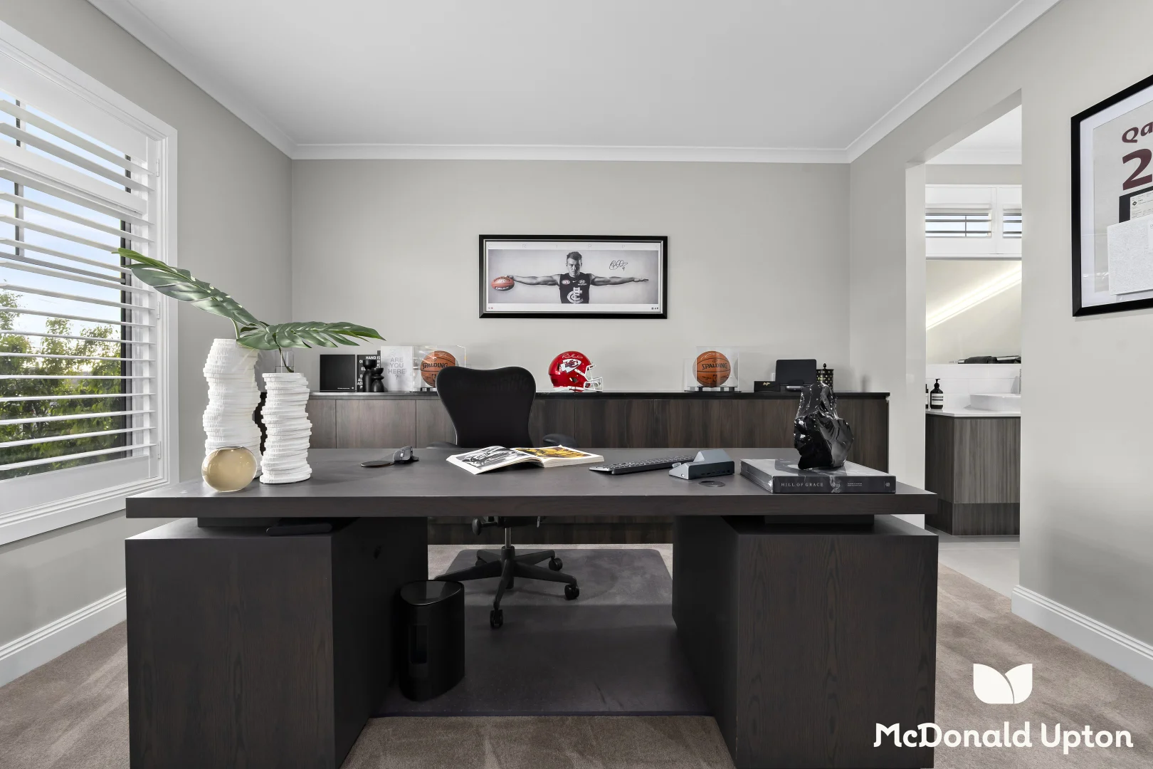 Additional image 20 of 122 Woodland Street, Strathmore VIC 3041