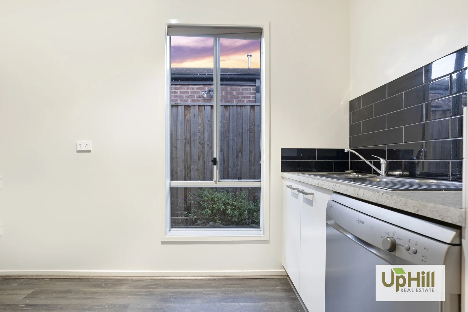 Additional image 11 of 10 Grande Belmond Avenue, Clyde VIC 3978