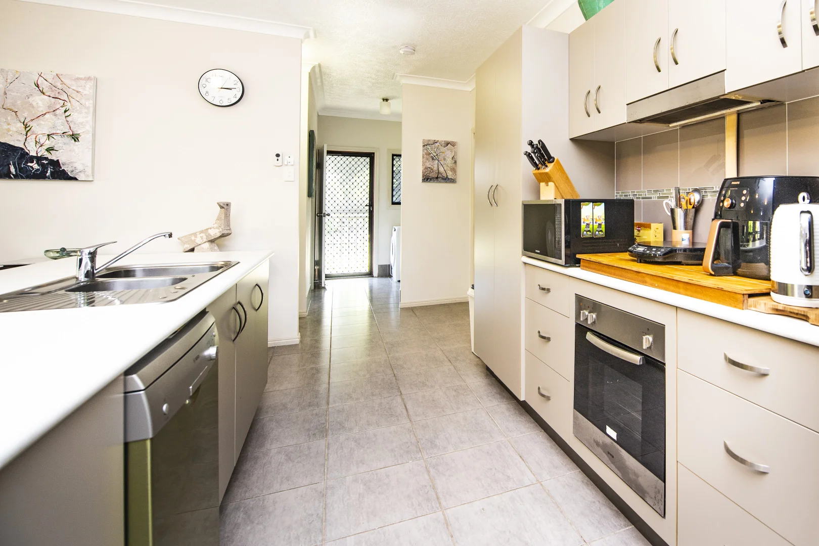 Additional image 9 of 100 Gifford Street, Horseshoe Bay QLD 4819