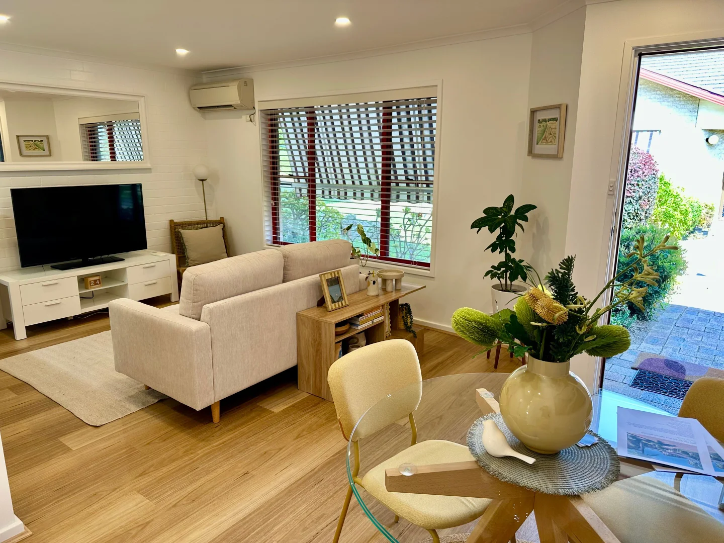 UNIT 2/50 Allambee Place, Valentine NSW 2280