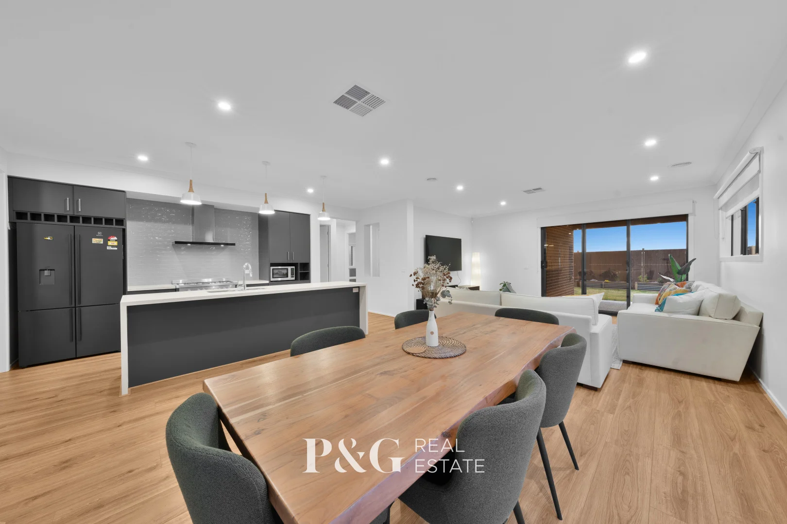 Additional image 3 of 40 Rockbank Road, Clyde North VIC 3978