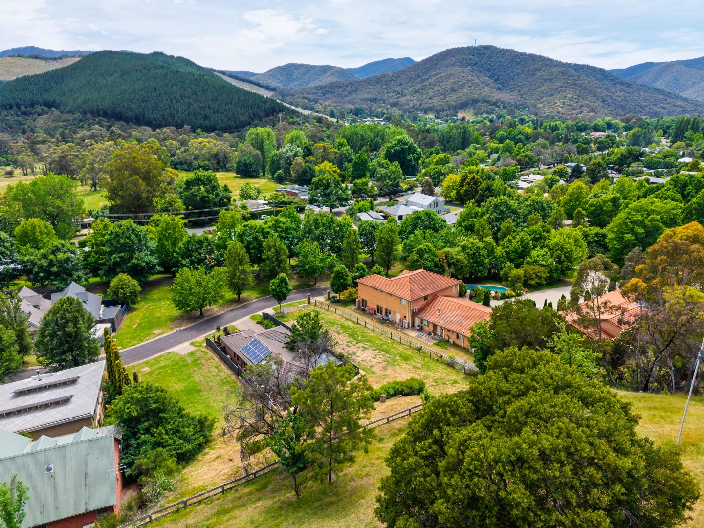 Additional image 13 of 3 The Track, Bright VIC 3741
