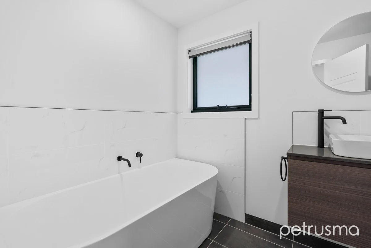 Additional image 14 of 1, 2 & 4/12 Howrah Road, Howrah TAS 7018