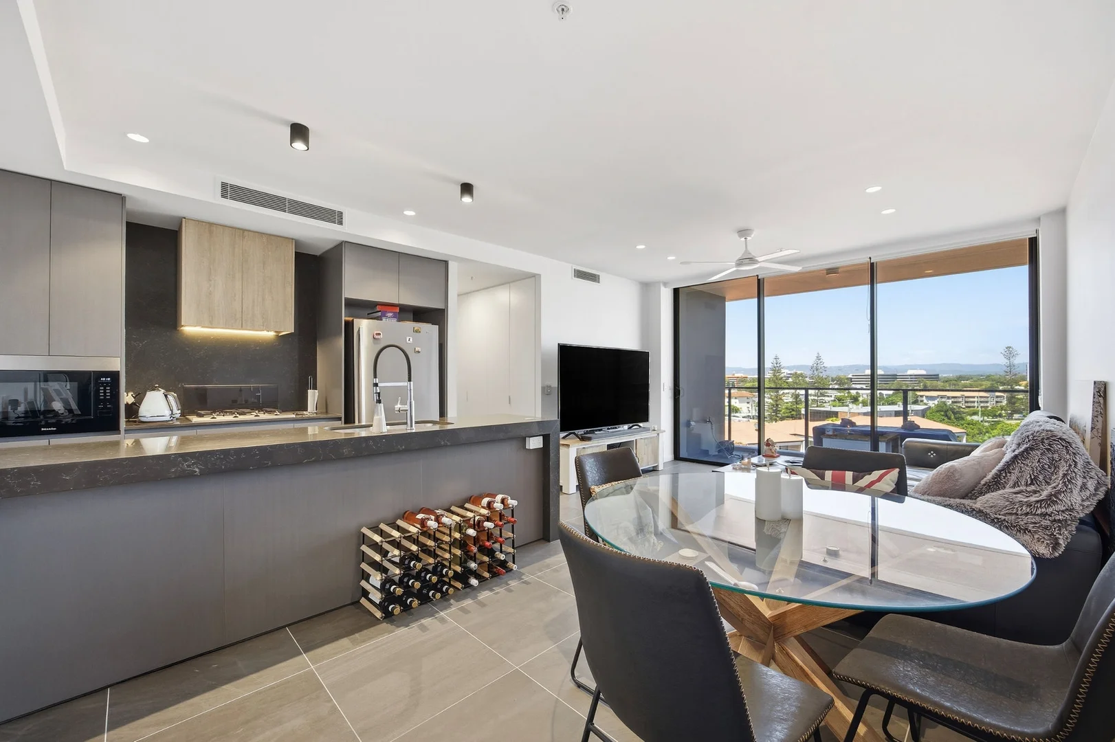 Additional image 3 of 502/28 Dalpura Street, Chevron Island QLD 4217