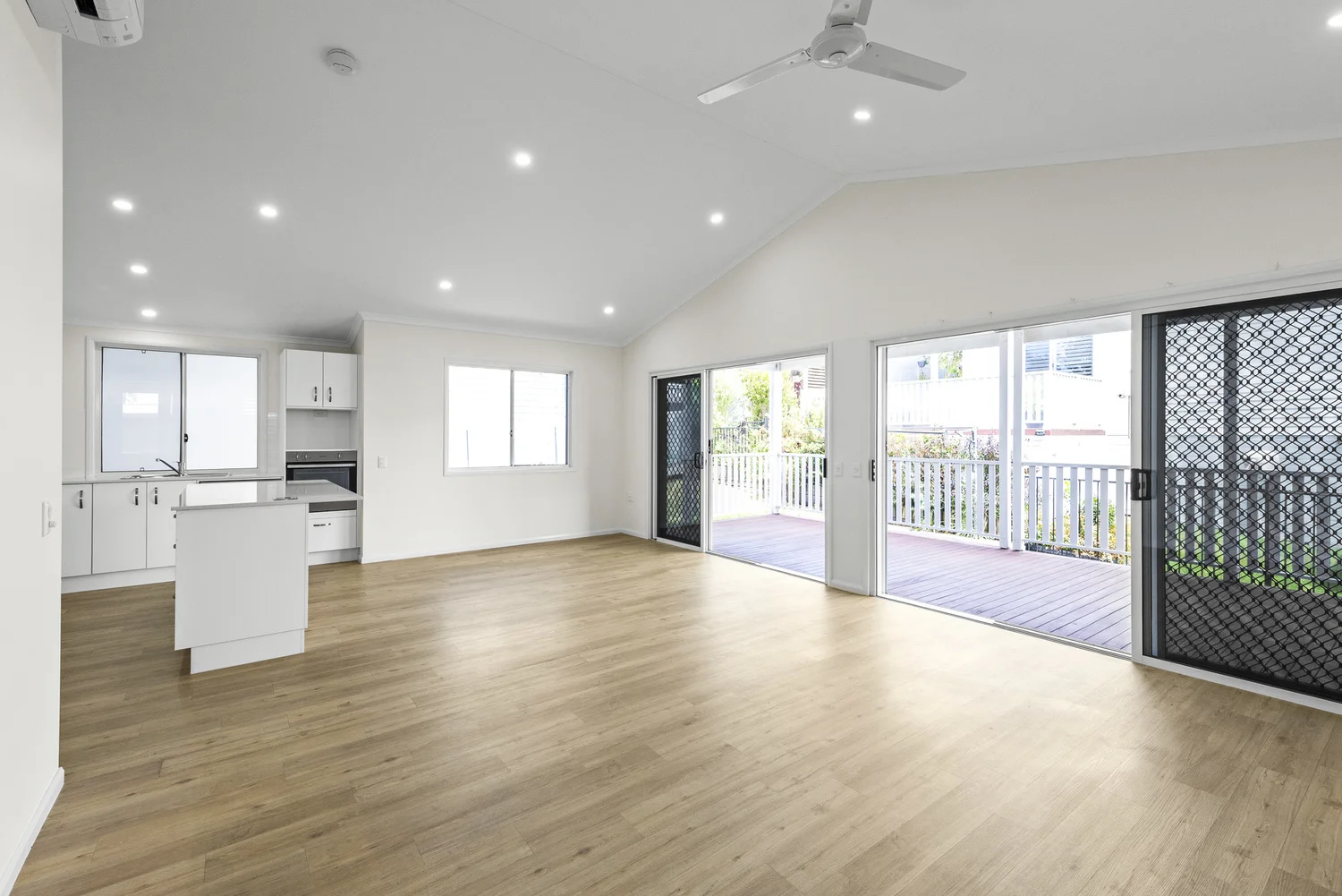 Additional image 3 of 25/1 Norman Street, Lake Conjola NSW 2539