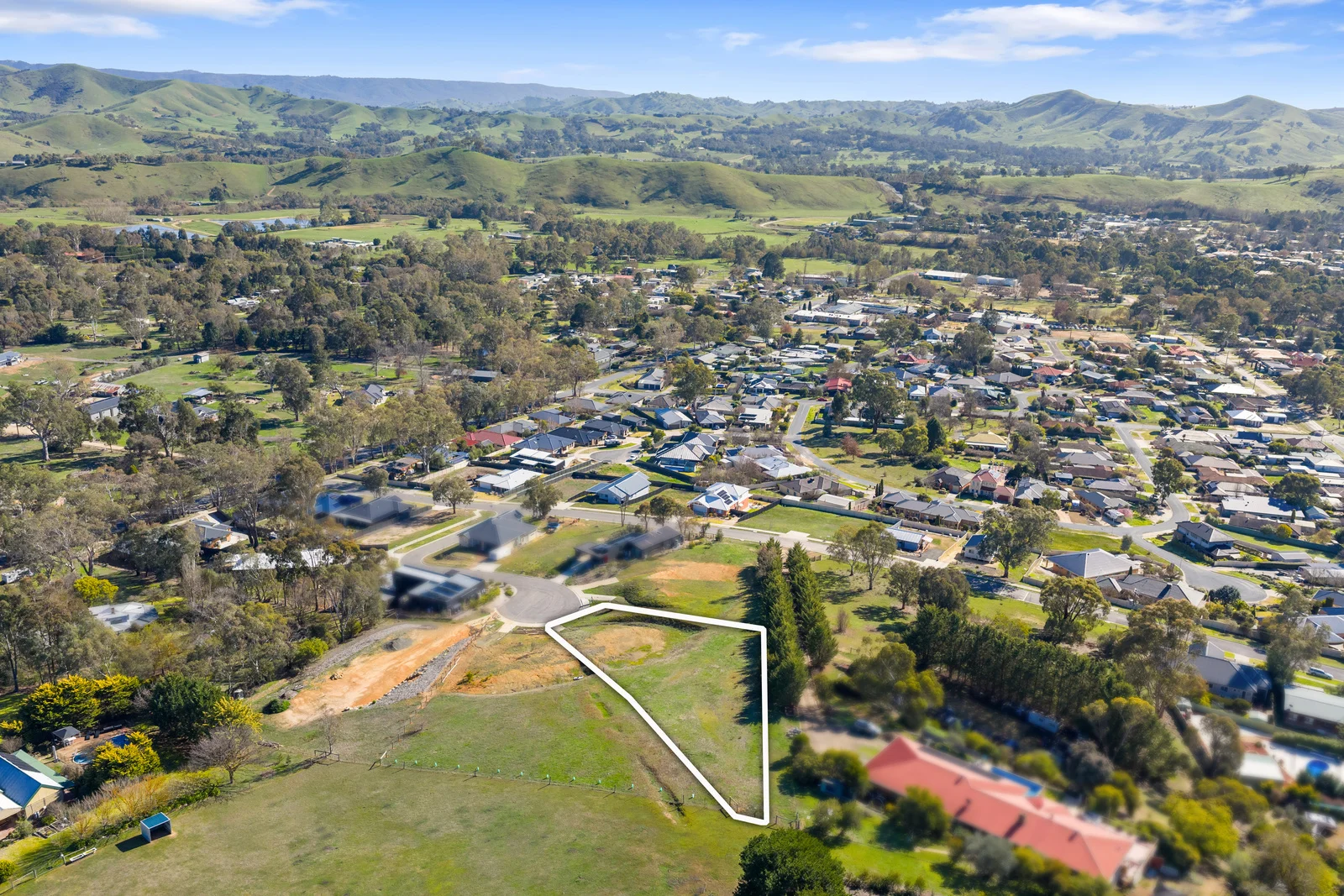 Additional image 7 of 14 Cleary Court, Alexandra VIC 3714