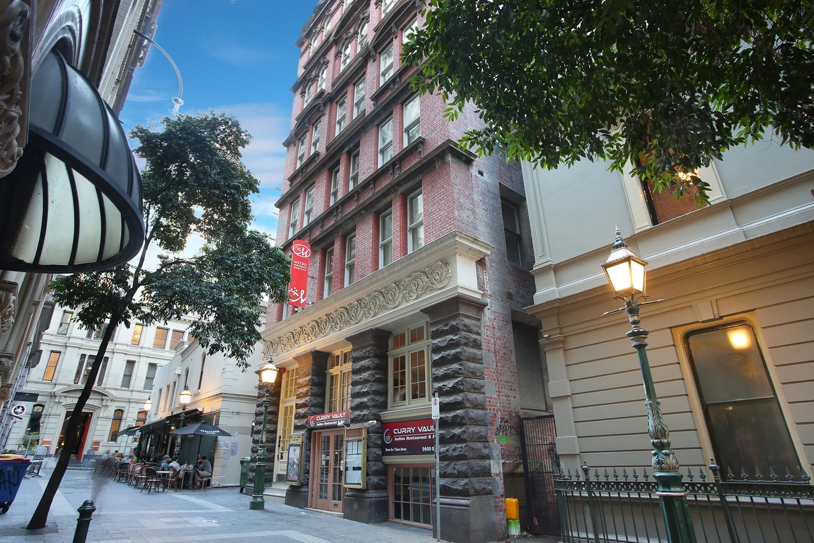 701/18-20 Bank Place, Melbourne VIC 3000