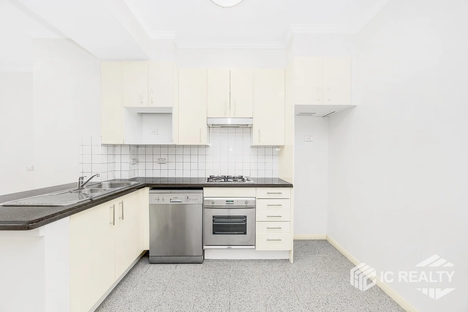 Additional image 5 of 163/298-304 Sussex Street, Sydney NSW 2000