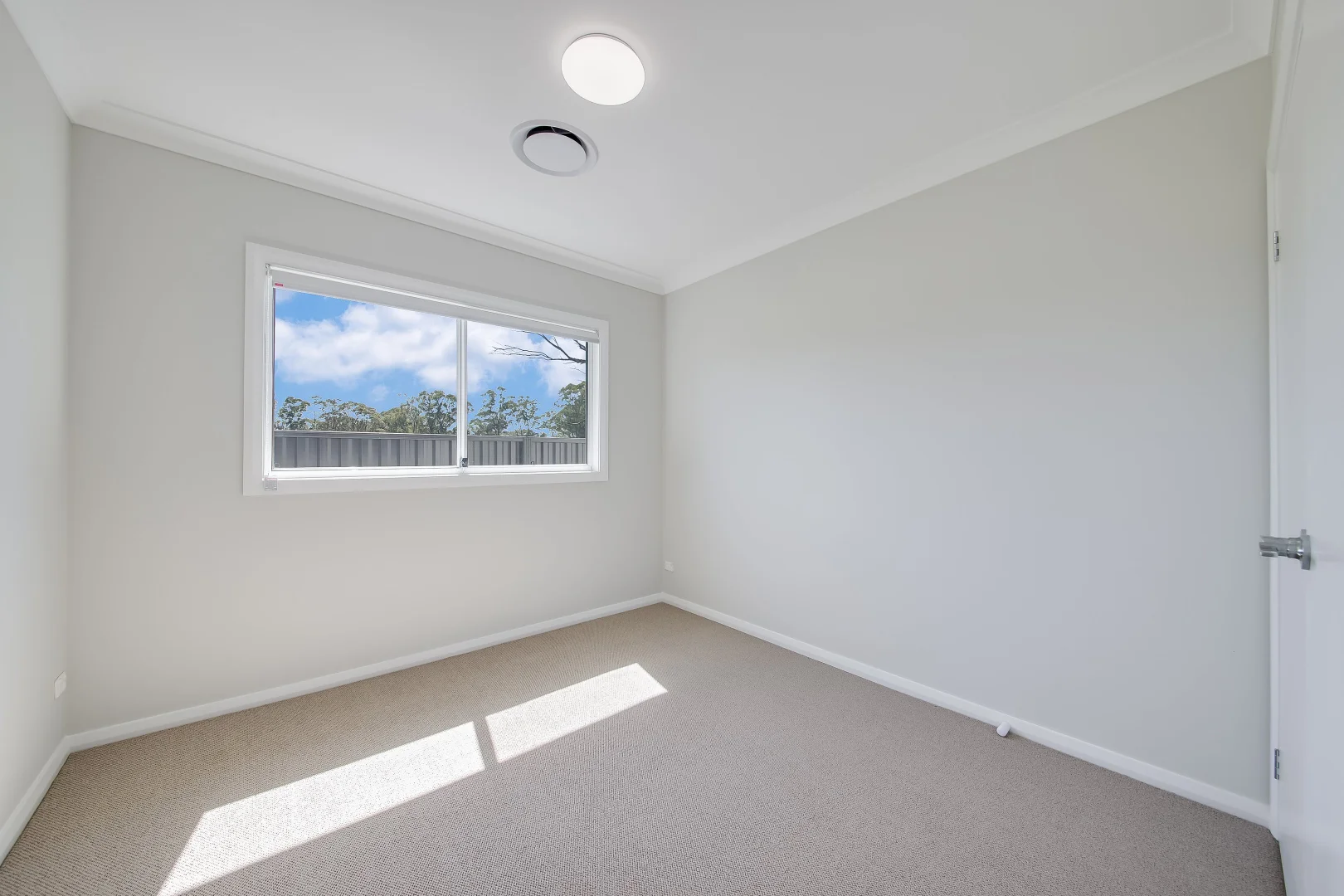 Additional image 8 of 57 / 57a Burton Drive, Tahmoor NSW 2573