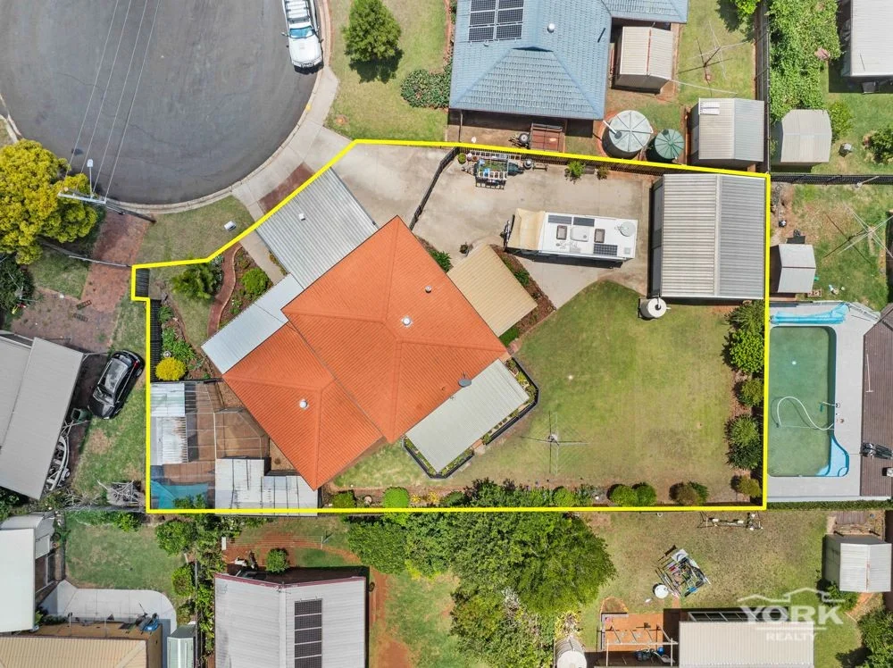 Additional image 2 of 12 Nortorock Court, Wilsonton Heights QLD 4350