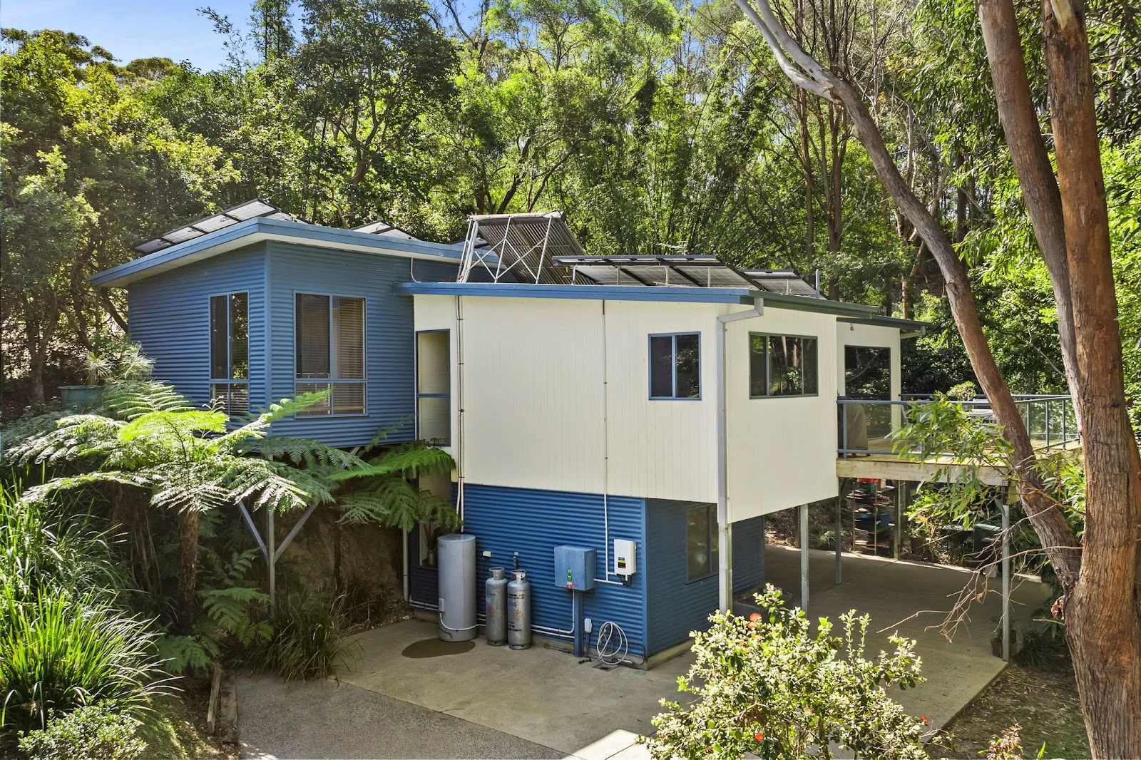 25 Topaz Drive, Emerald Beach NSW 2456