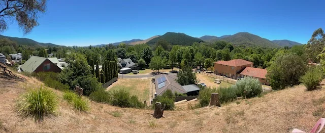 3 The Track, Bright VIC 3741