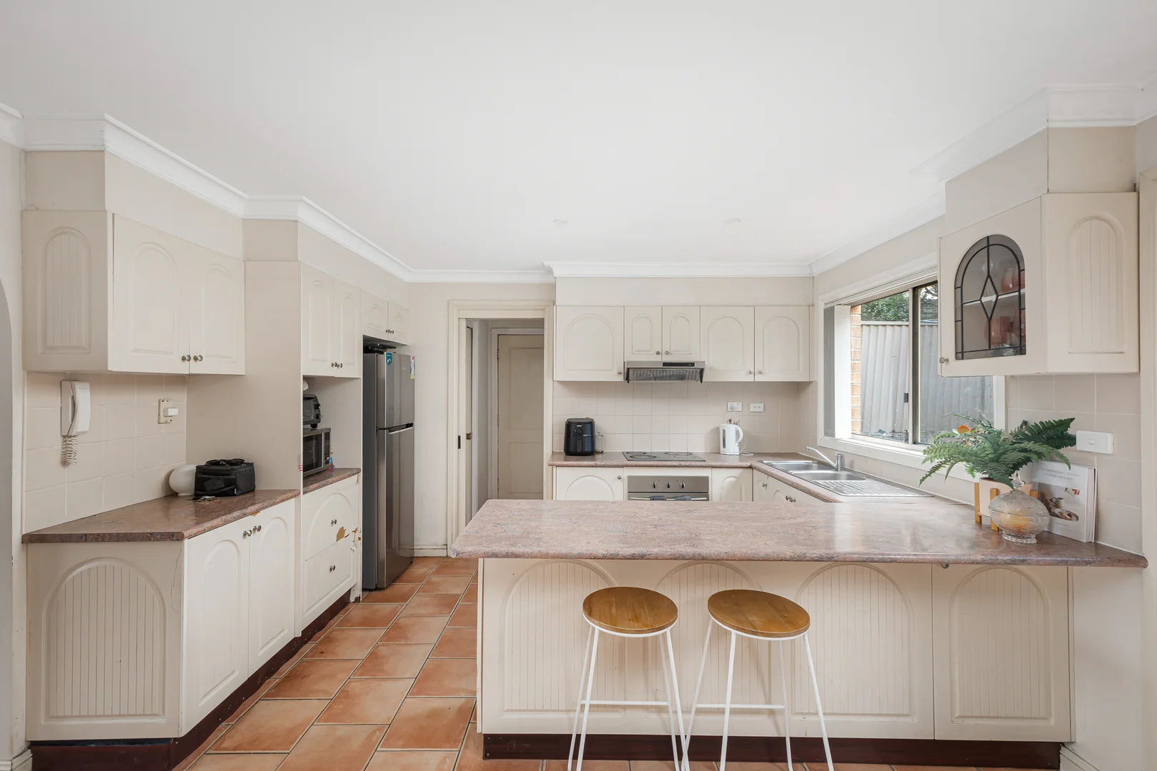 Additional image 3 of 186 James Cook Drive, Kings Langley NSW 2147