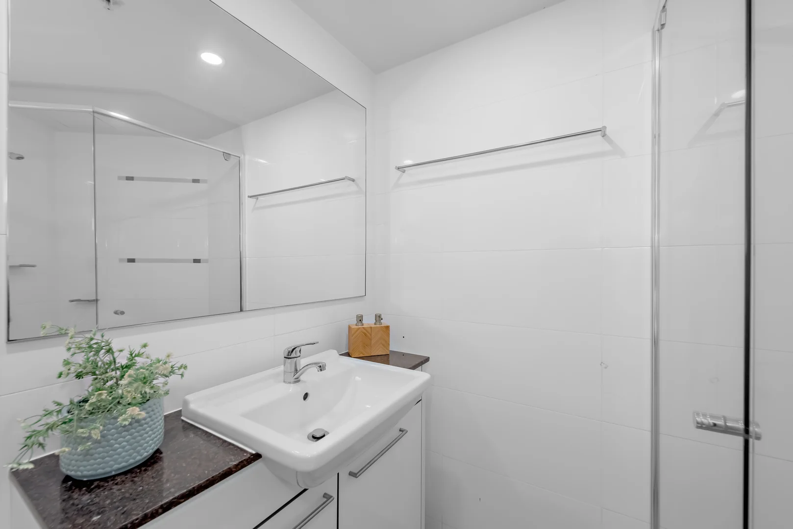 Additional image 8 of 905/22 Surf Parade, Broadbeach QLD 4218