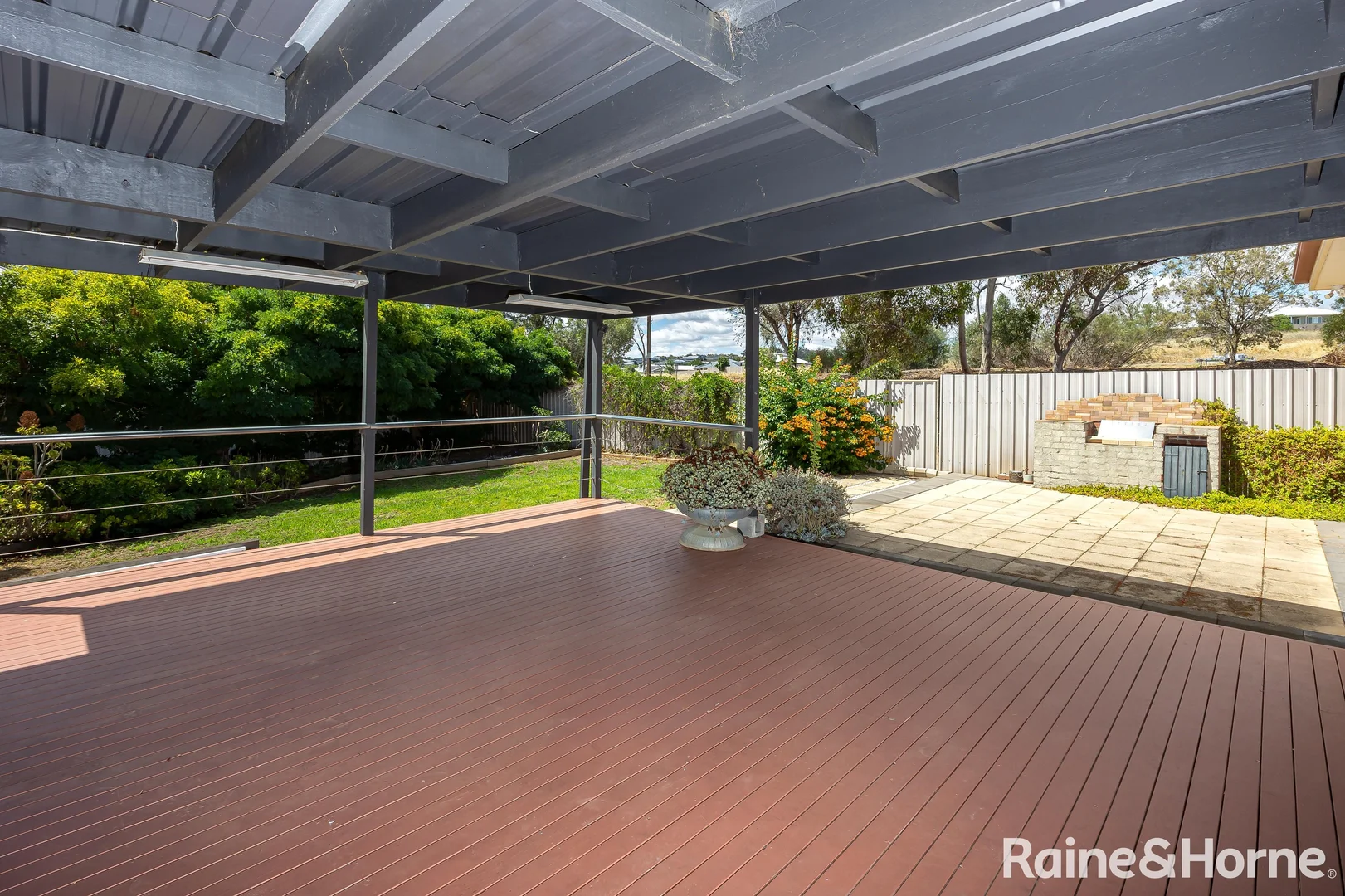 Additional image 12 of 6 Minya Place, Glenfield Park NSW 2650