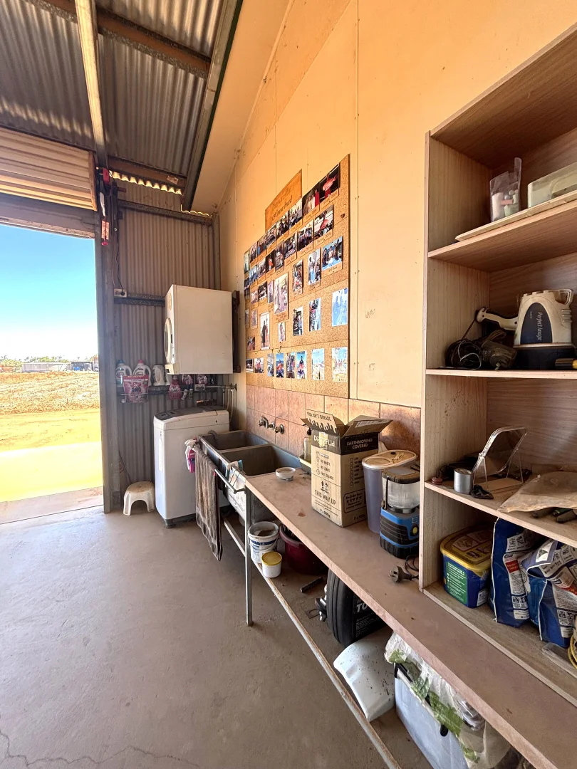 Additional image 53 of 563 & 561 Robinson Street, Carnarvon WA 6701