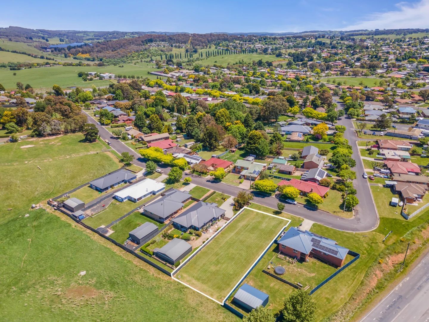 Additional image 3 of 2 Blenheim, Oberon NSW 2787