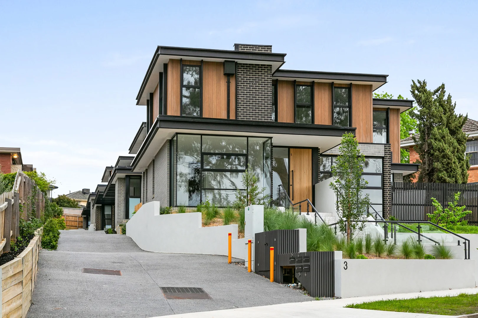 Additional image 30 of 4/3 Mervyn Crescent, Ivanhoe VIC 3079