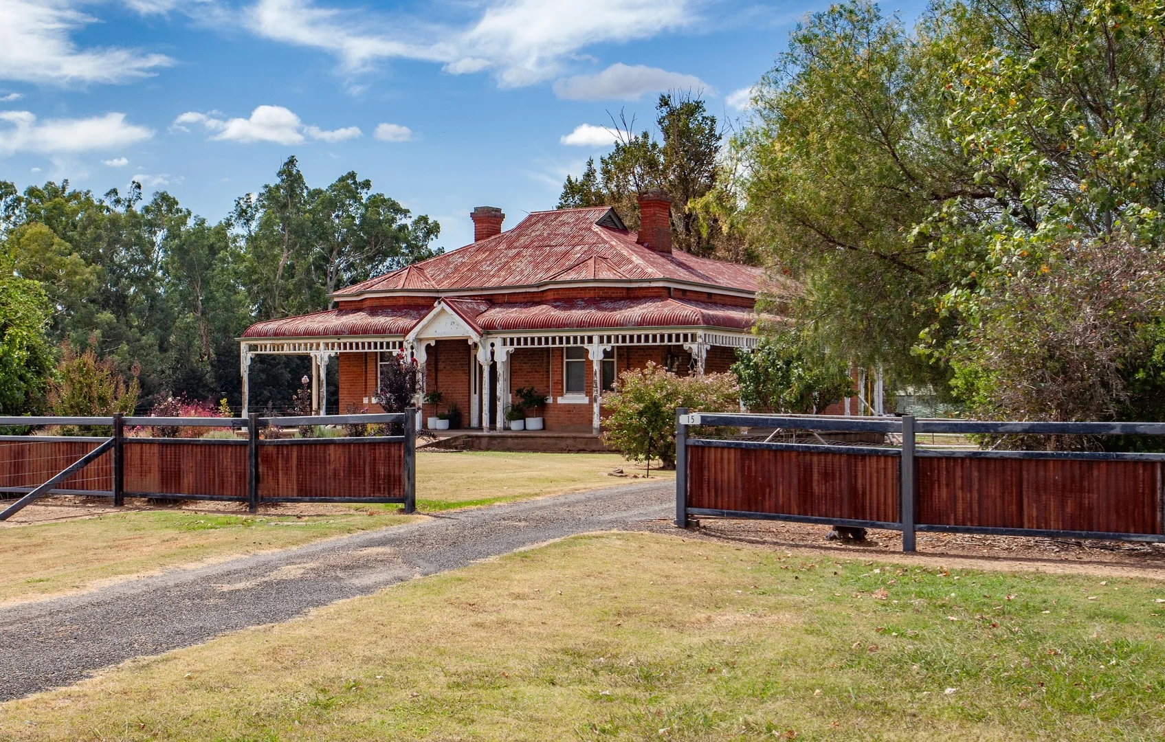 15 Falls Road, Wellington NSW 2820