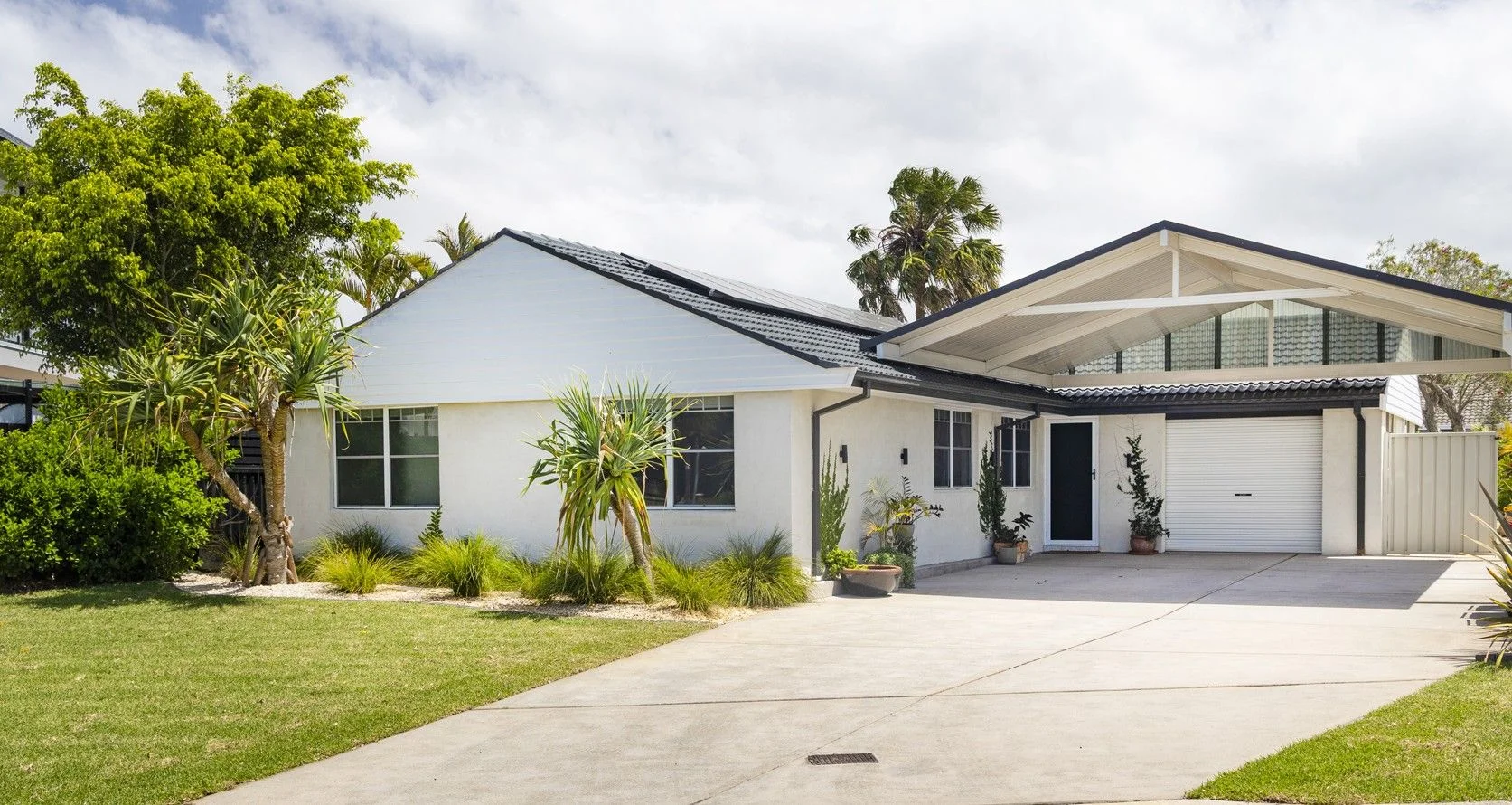 14 Elouera Crescent, Forster NSW 2428