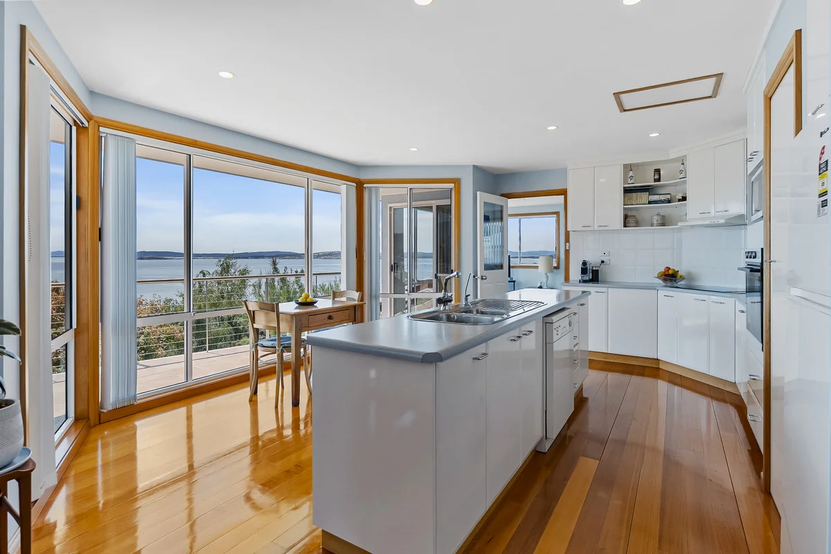 Additional image 8 of 15 Tahune Crescent, Blackmans Bay TAS 7052
