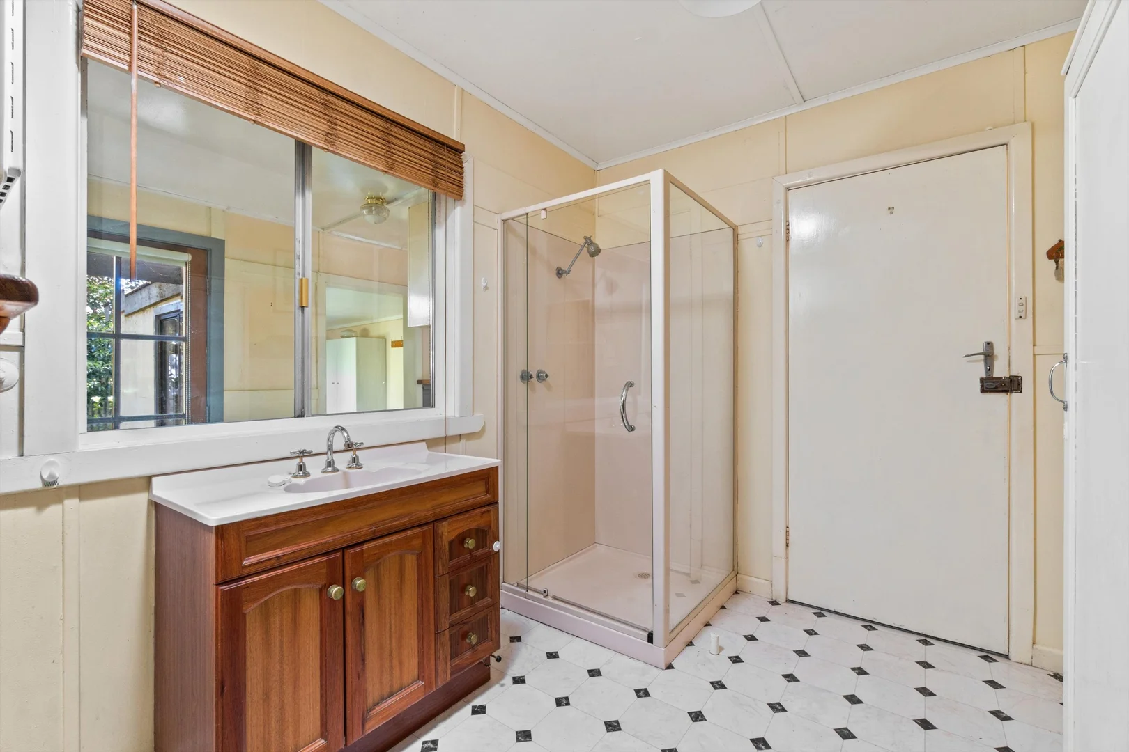 Additional image 8 of 2-4 Bessant Street, Heyfield VIC 3858