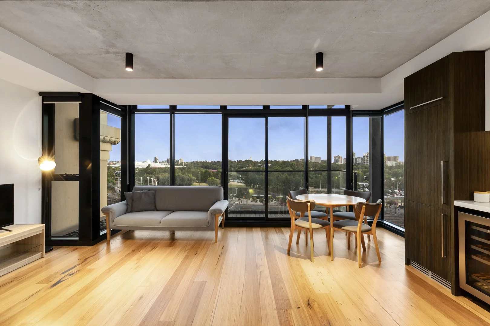 Additional image 2 of 701/82 Flinders Street, Melbourne VIC 3000