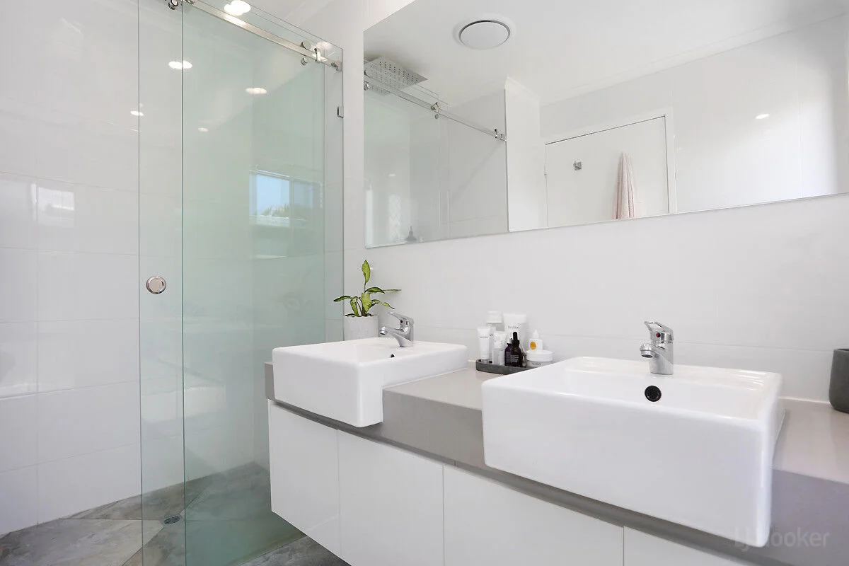 Additional image 12 of 11 Eacham Avenue, Coombabah QLD 4216