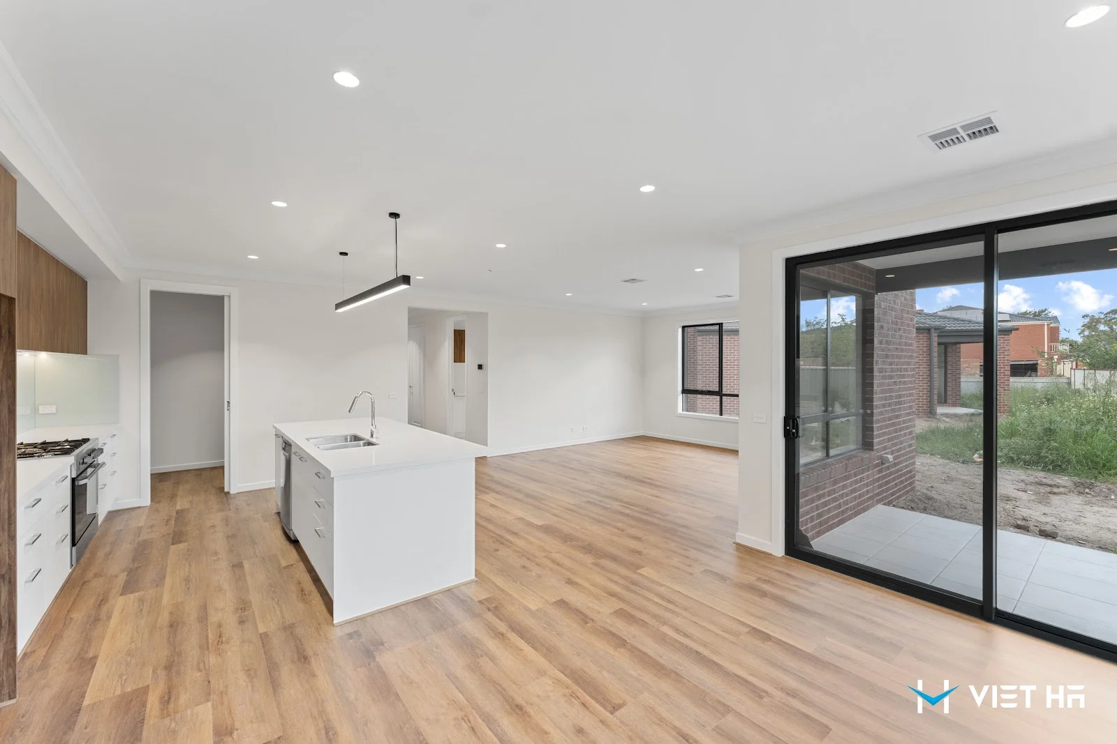 Additional image 3 of 6A, 6B Oakdale Court, Springvale VIC 3171