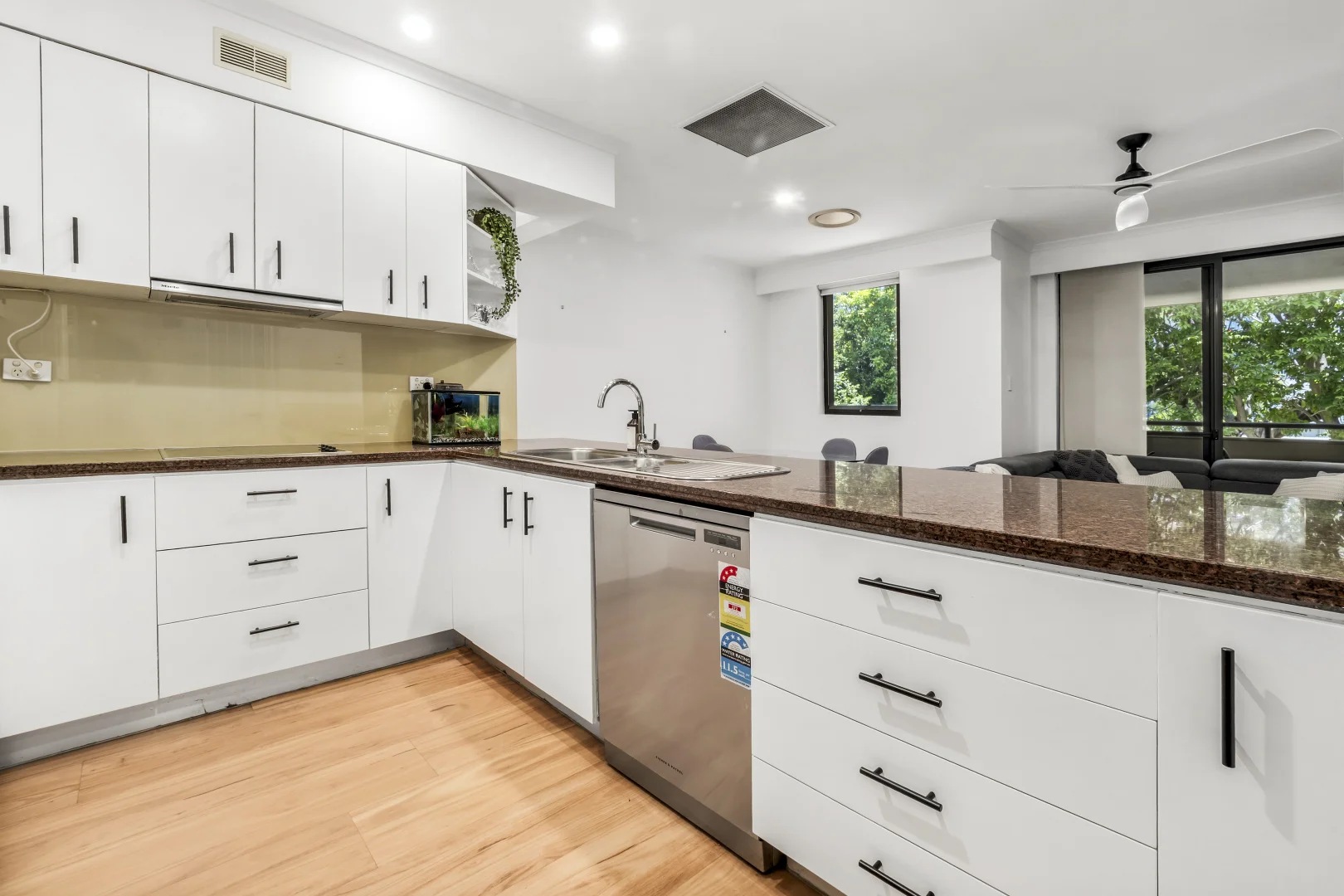 Additional image 10 of 27/76 Thorn Street, Kangaroo Point QLD 4169