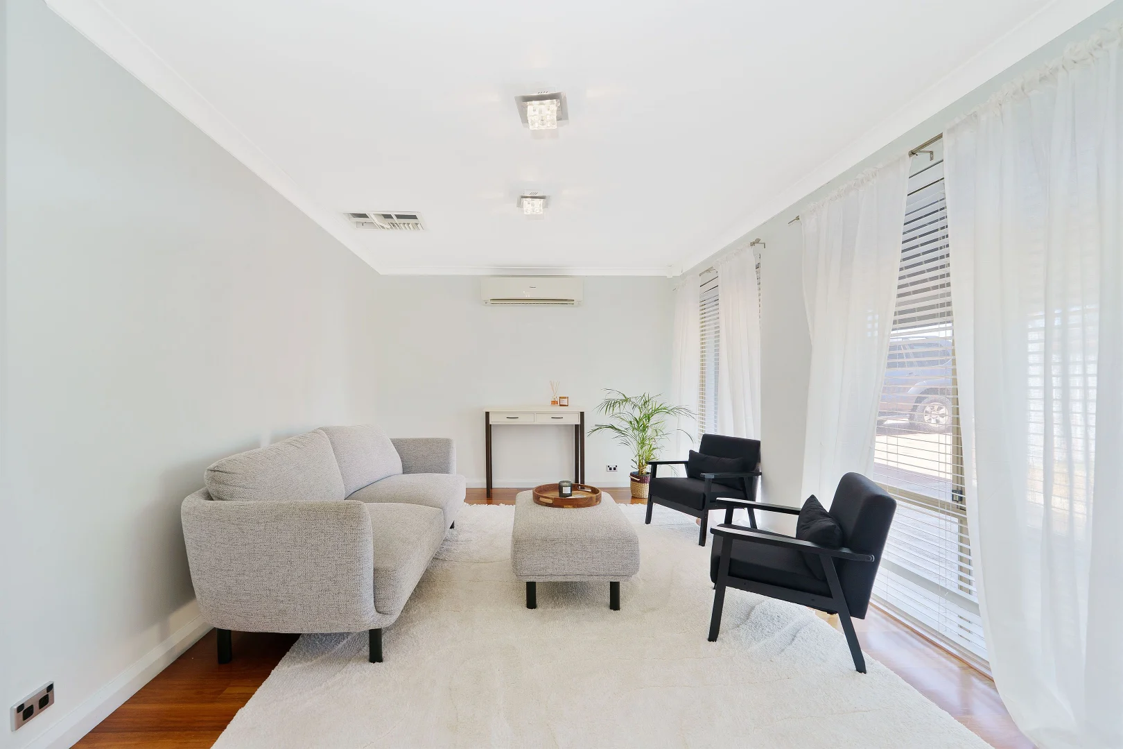 Additional image 4 of 220 Summerlakes Parade, Ballajura WA 6066