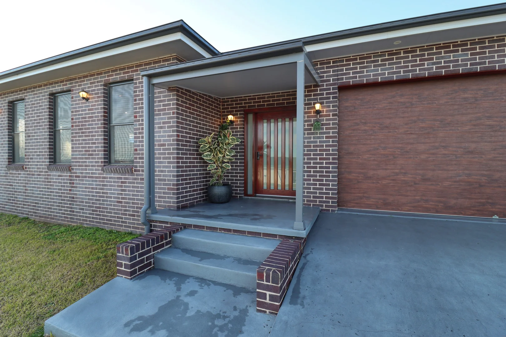 Additional image 2 of 10 Hermitage Street, Cowra NSW 2794