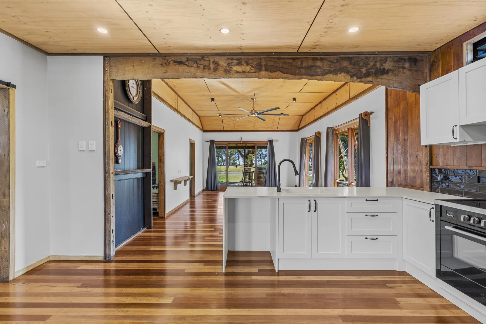 Additional image 29 of 18 Oxley Parade, Dunwich QLD 4183