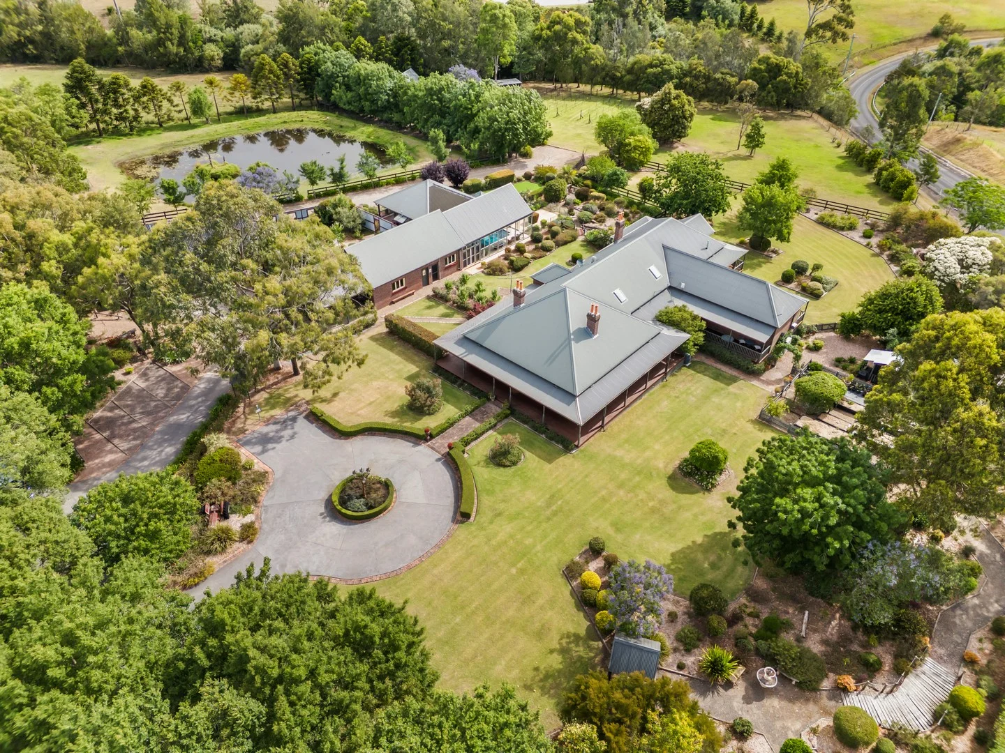 Additional image 22 of 3 Clintara Crescent, Razorback NSW 2571