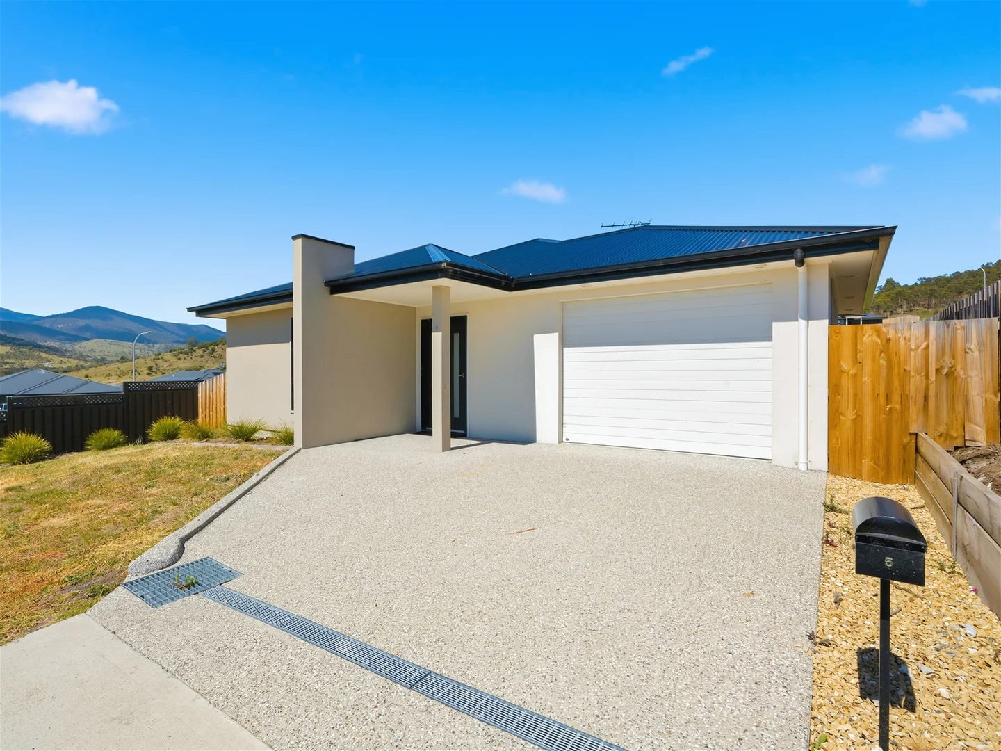 Additional image 4 of 5 Hazelwood Street, New Norfolk TAS 7140